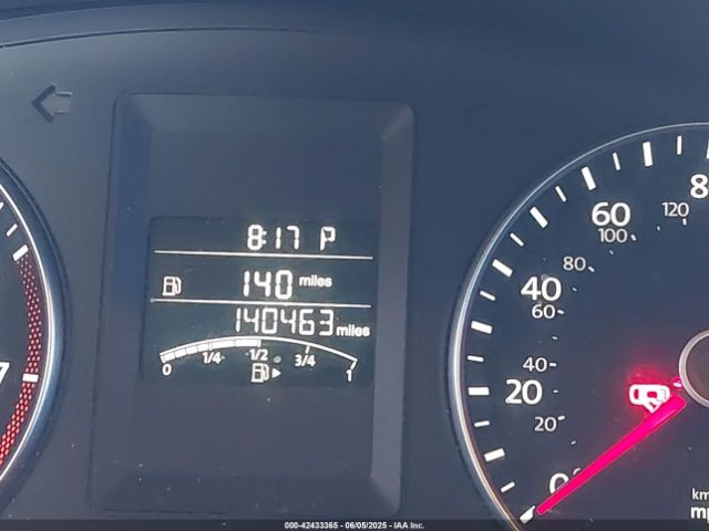 3VWD17AJXEM374440 Volkswagen 2014
