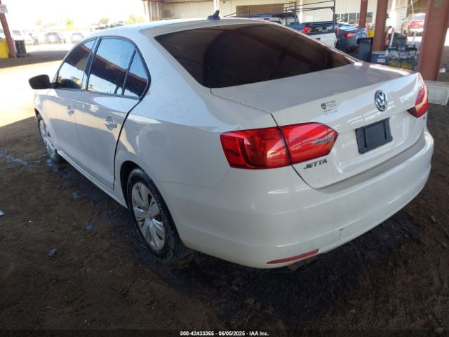 3VWD17AJXEM374440 Volkswagen 2014