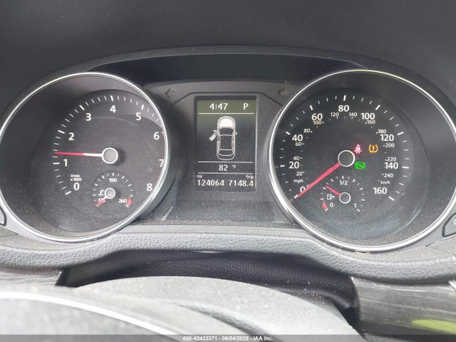 1VWBT7A36GC007977 Volkswagen Passat 1.8t Se