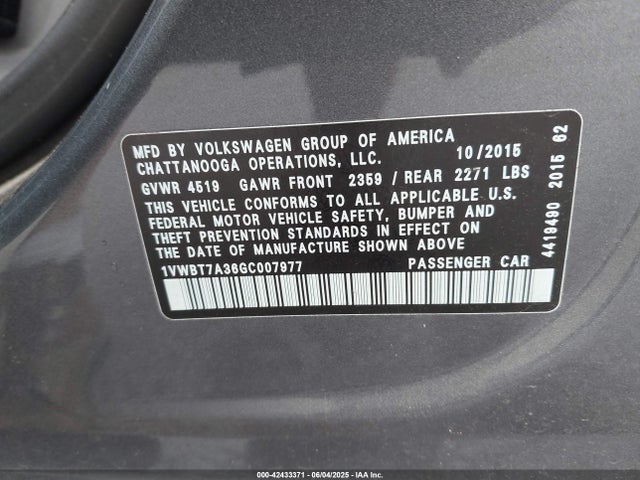 1VWBT7A36GC007977 Volkswagen Passat 1.8t Se