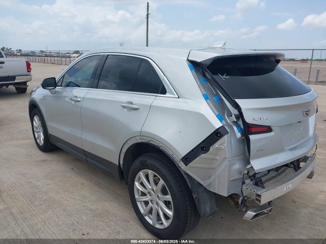 2021 CADILLAC XT4 1GYFZBR41MF080634 Photo 2