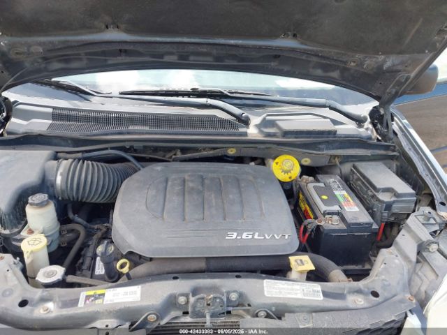 2C4RDGBG4ER104888 Dodge Grand Caravan Se