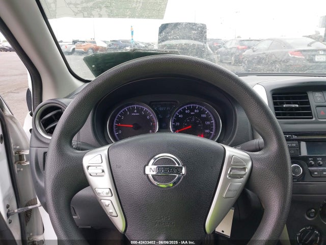 3N1CN7AP8FL942489 Nissan 2015