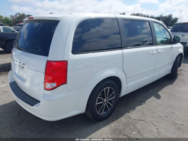 2C4RDGBG7FR593210 Dodge Grand Caravan Se