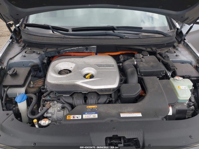 Hyundai Sonata Hybrid Se 2016 KMHE24L13GA011389 Image 10