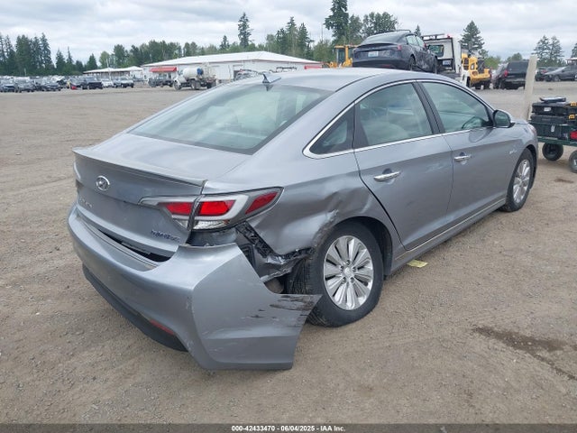 Hyundai Sonata Hybrid Se 2016 KMHE24L13GA011389 Image 4