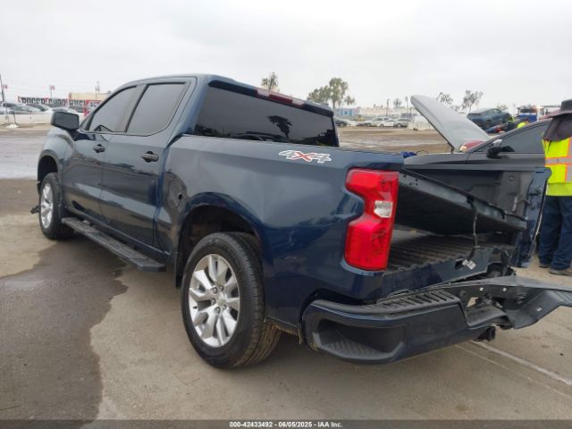 2022 CHEVROLET SILVERADO 1500 1GCPDBEK5NZ586481 Photo 2