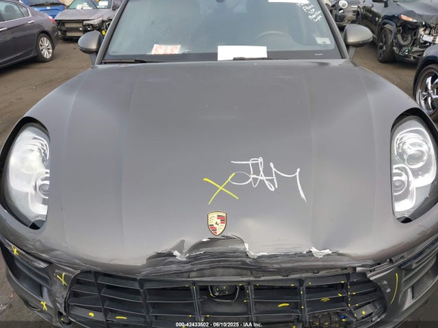 Porsche Macan 2015 WP1AB2A5XFLB60574 Image 10