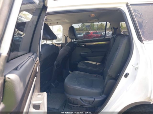 2021 TOYOTA HIGHLANDER 5TDXBRCH7MS039802 Photo 7