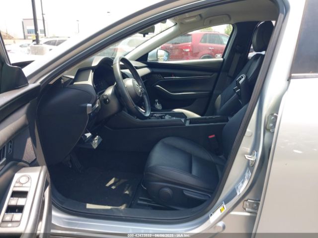 2020 MAZDA MAZDA3 3MZBPACL1LM131999 Photo 4