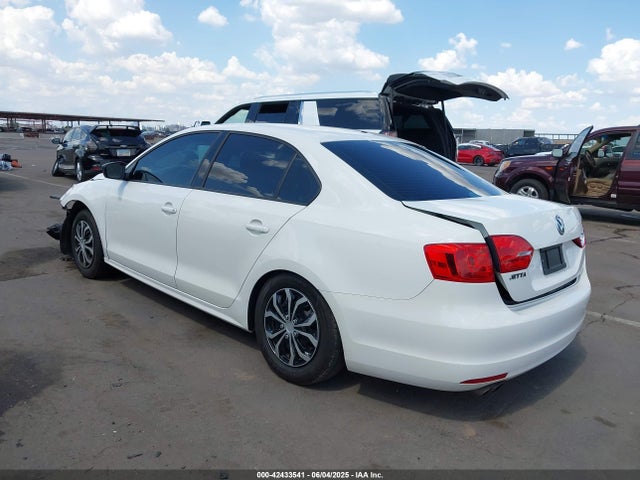 Volkswagen 2014 2014 3VW2K7AJ1EM381510 Image 3