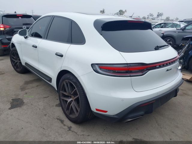2022 PORSCHE MACAN WP1AA2A58NLB06272 Photo 2