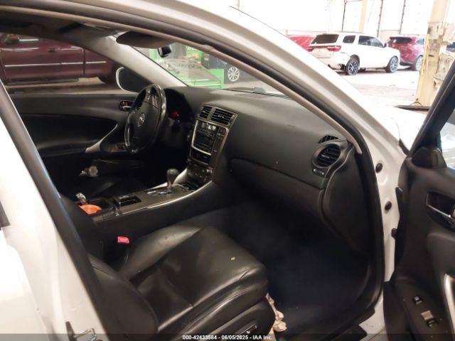 2008 LEXUS IS 250 JTHCK262485018509 Photo 4