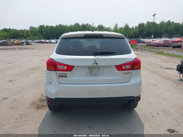 4A4AR3AU8FE057001 Mitsubishi Outlander Sport Es