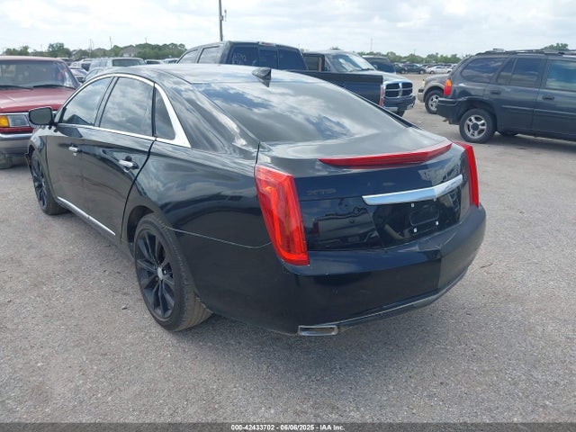 2017 CADILLAC XTS 2G61M5S34H9159427 Photo 2