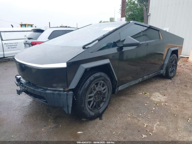 7G2CEHED6RA048460 Tesla Cybertruck All-wheel Drive