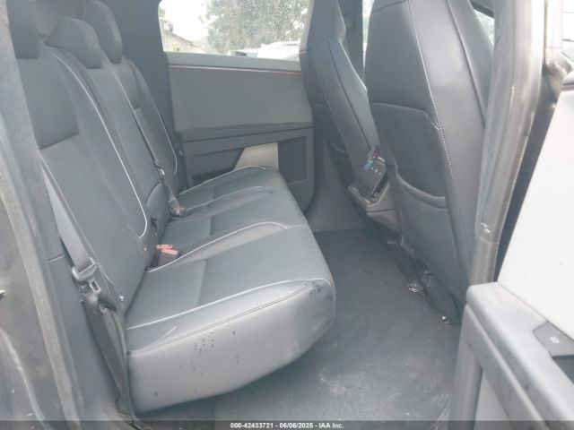 7G2CEHED6RA048460 Tesla Cybertruck All-wheel Drive