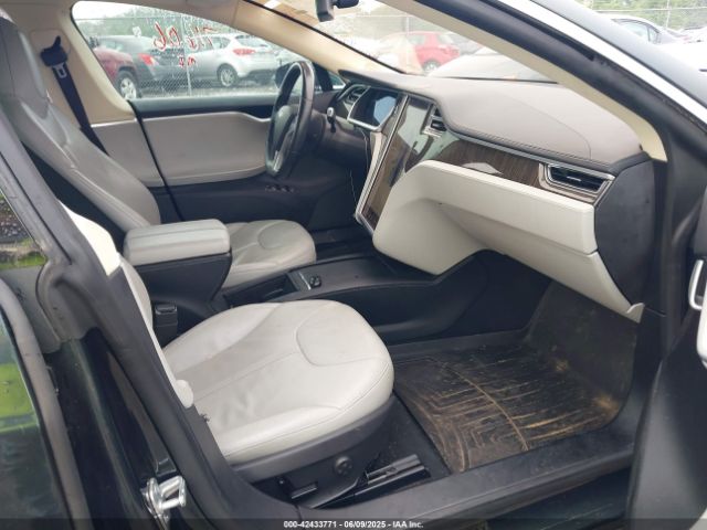 2013 TESLA MODEL S 5YJSA1DN2DFP07738 Photo 4