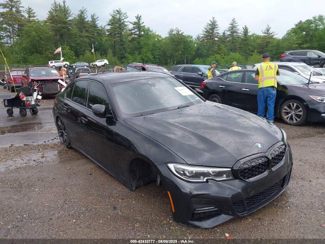 3MW5R7J08M8B68092 auction archive image