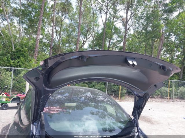 5YJ3E1EA4PF461624 Tesla 2023