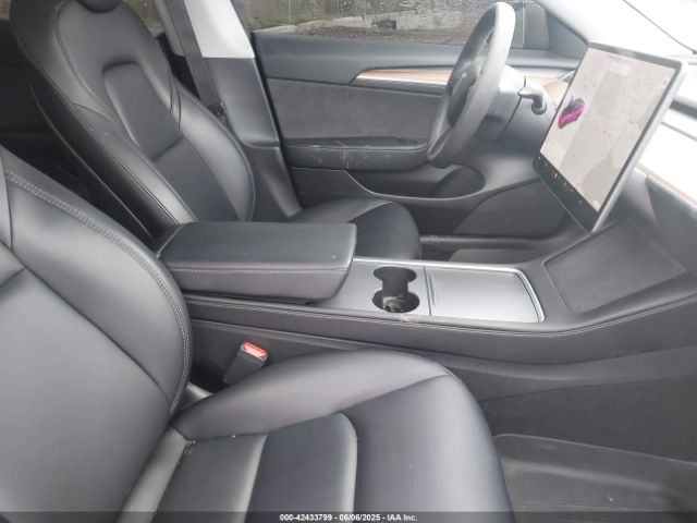 2021 TESLA MODEL 3 5YJ3E1EB6MF056210 Photo 4
