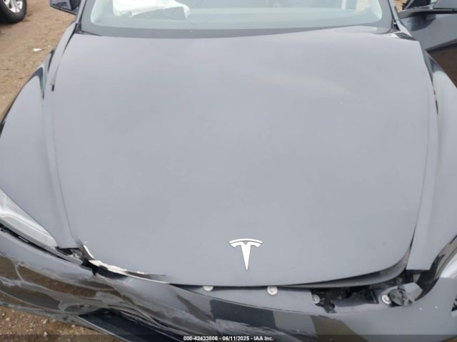 5YJ3E1EAXRF743950 Tesla MODEL 3