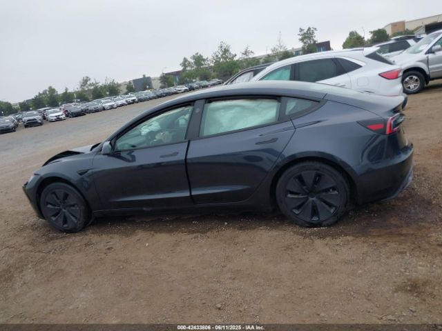 5YJ3E1EAXRF743950 Tesla MODEL 3