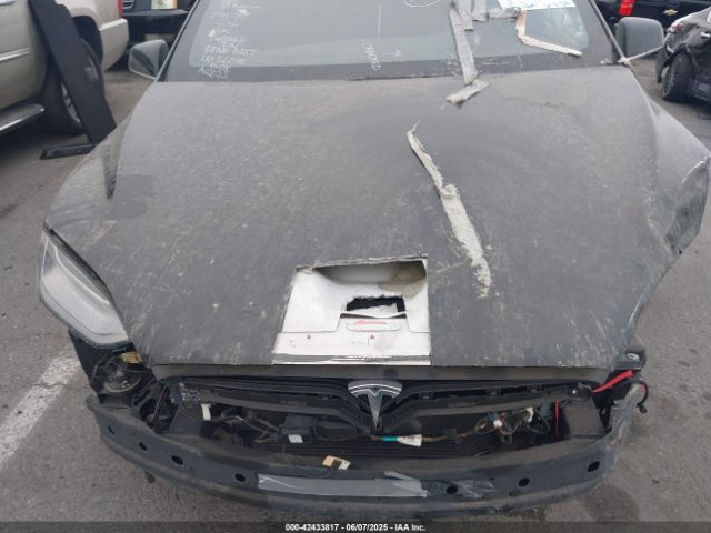 2020 TESLA MODEL X 5YJXCBE2XLF244787 Photo 9