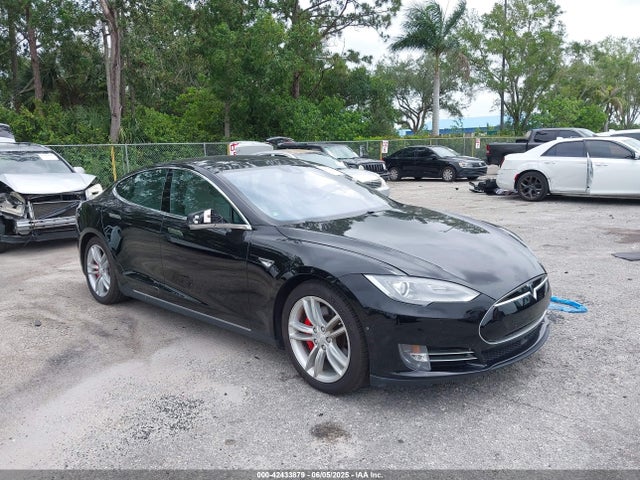 2015 TESLA MODEL S 5YJSA1E43FF119971 Photo 0