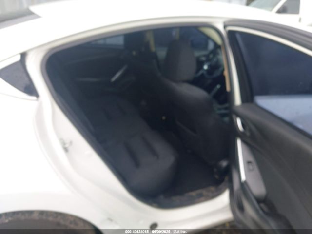 JM1GJ1U50F1184480 Mazda MAZDA6