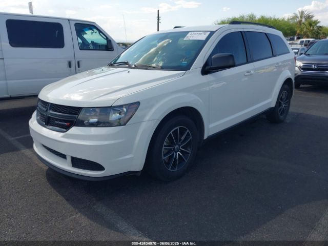 2018 DODGE JOURNEY 3C4PDCAB9JT498997 Photo 1