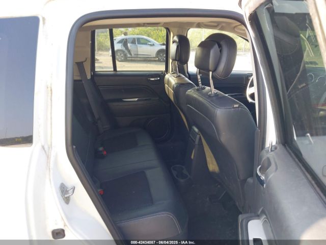 1C4NJDEB9ED885917 Jeep Compass Latitude