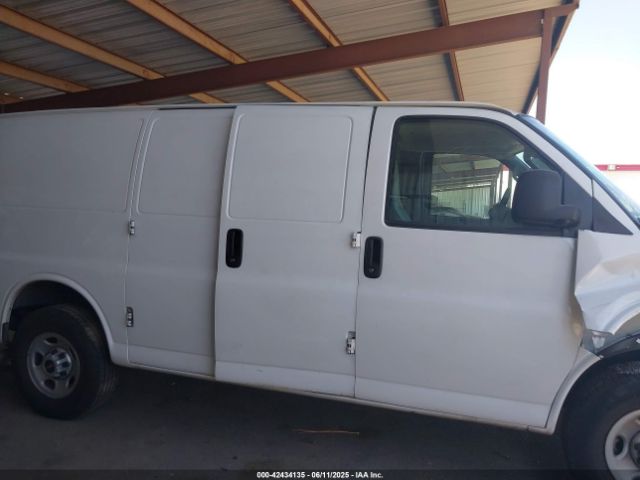 1GTW7AFPXN1139859 GMC Savana Cargo Rwd 2500 Regular Wheelbase Work Van