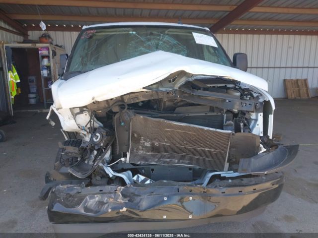 1GTW7AFPXN1139859 GMC Savana Cargo Rwd 2500 Regular Wheelbase Work Van