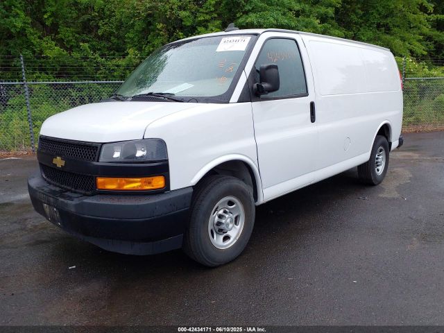 1GCWGAF7XM1179003 Chevrolet Express Cargo Rwd 2500 Regular Wheelbase Wt