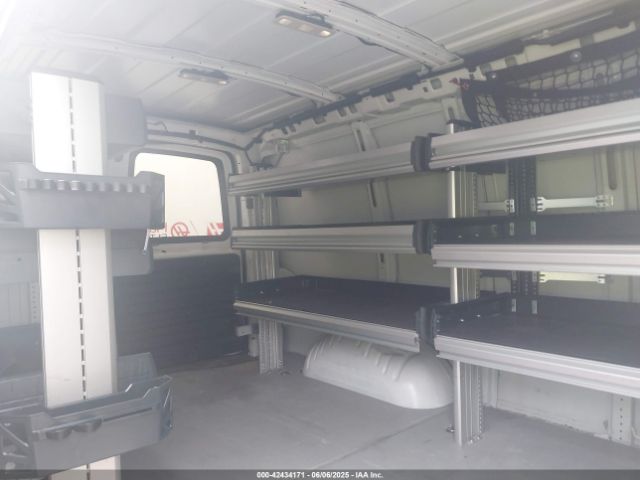 1GCWGAF7XM1179003 Chevrolet Express Cargo Rwd 2500 Regular Wheelbase Wt