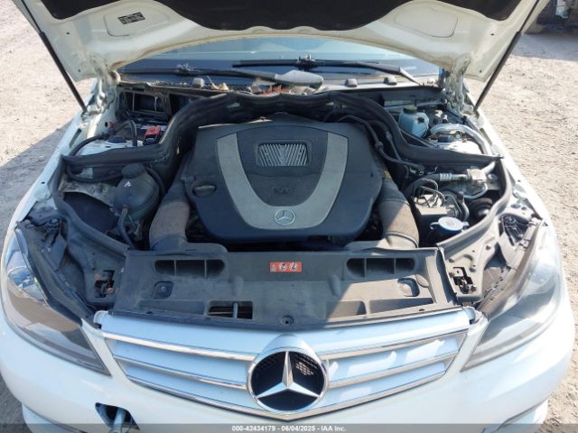 2012 MERCEDES-BENZ C 300 WDDGF8BB9CR192101 Photo 9