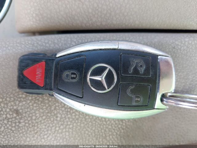 2012 MERCEDES-BENZ C 300 WDDGF8BB9CR192101 Photo 10