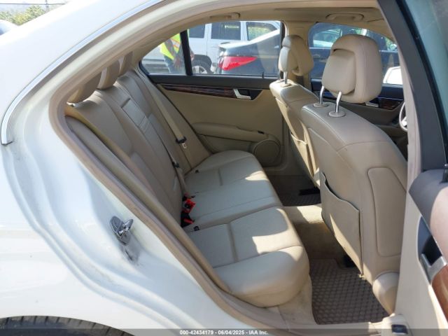 2012 MERCEDES-BENZ C 300 WDDGF8BB9CR192101 Photo 7