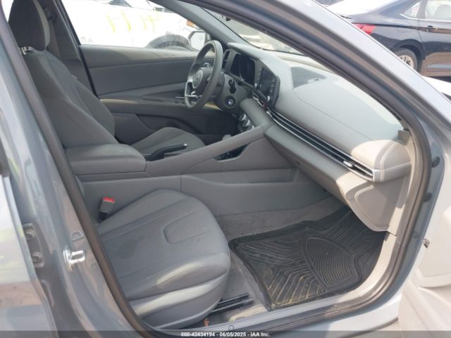 2022 HYUNDAI ELANTRA KMHLL4AG1NU264833 Photo 4