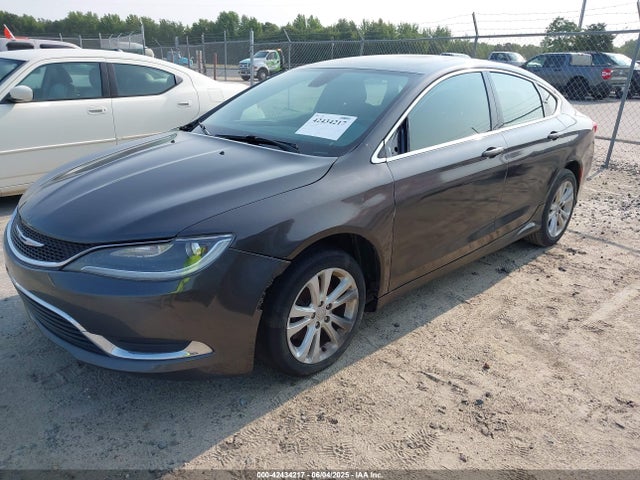 Chrysler 200 Limited 2016 1C3CCCAB9GN160675 Image 2