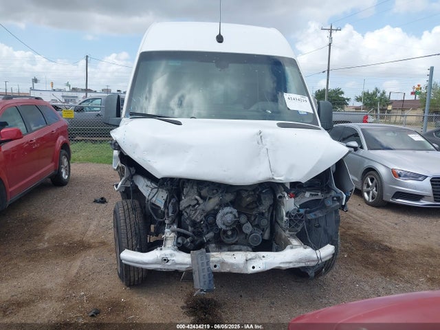 WD4PF0CD7KP088394 Mercedes-Benz om 642 with brake assist