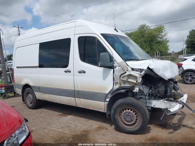 WD4PF0CD7KP088394 Mercedes-Benz om 642 with brake assist