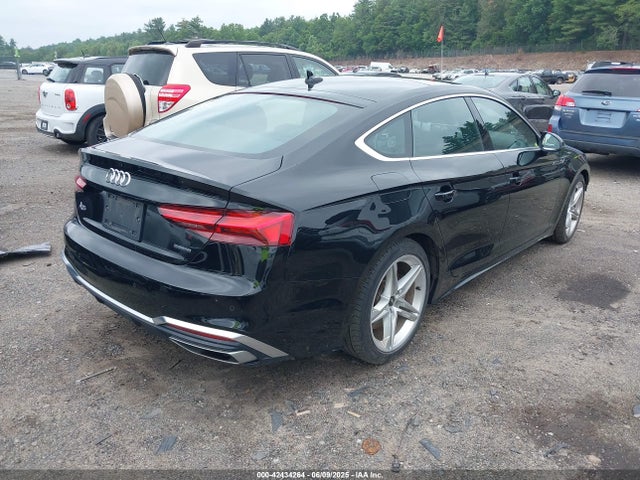 2022 AUDI A5 SPORTBACK WAUDACF52NA029856 Photo 3