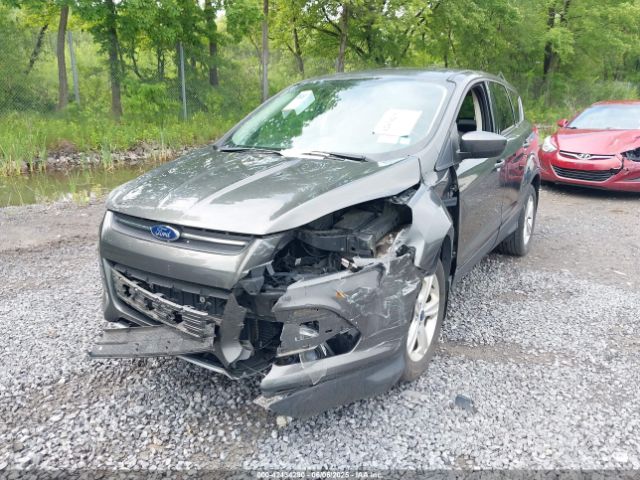 1FMCU9GX8GUB42300 Ford ESCAPE SE