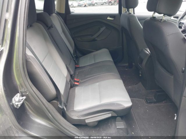 1FMCU9GX8GUB42300 Ford ESCAPE SE