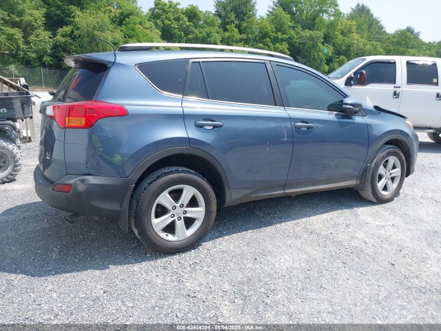 2T3RFREV3EW148094 Toyota Rav4 Xle