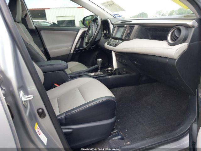 2018 TOYOTA RAV4 HYBRID JTMDJREV1JD216084 Photo 4