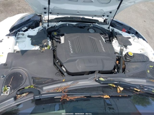 2017 JAGUAR F-TYPE SAJWJ6DL7HMK35614 Photo 9