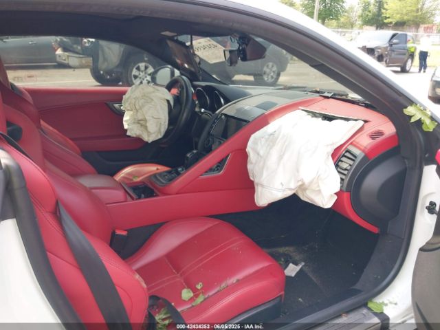 2017 JAGUAR F-TYPE SAJWJ6DL7HMK35614 Photo 4